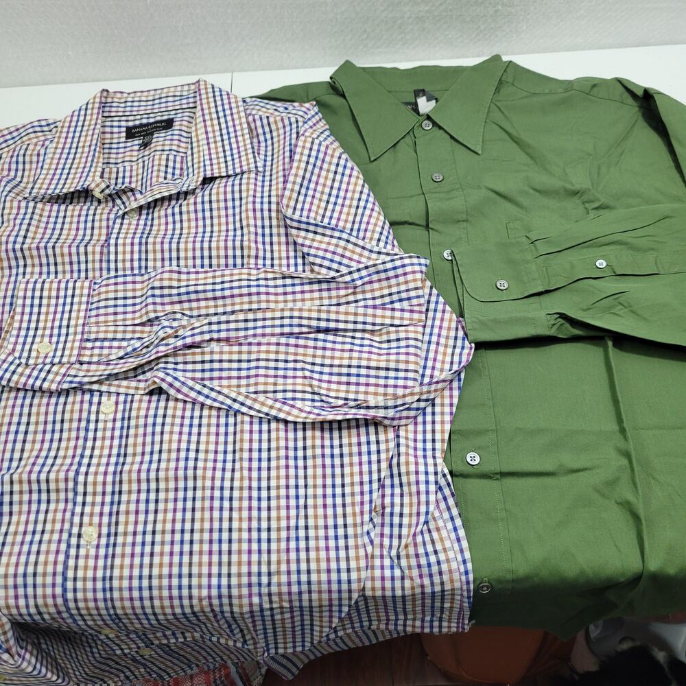 Banana Republic Lot of 2 Men's Shirt Size 2XL Green Solid and Multi-color Plaid